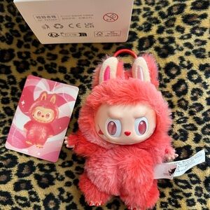 POPMART Big Energy Labubu - LOVE